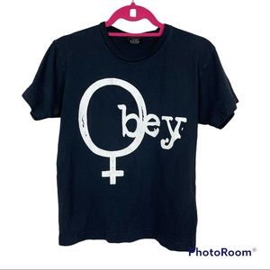 🥑5/$25 OBEY black & white logo t-shirt sz Small